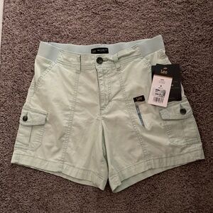Womens Lee Flex To Go Cargo Shorts - Sea Green Color - Size 6 - NWT!